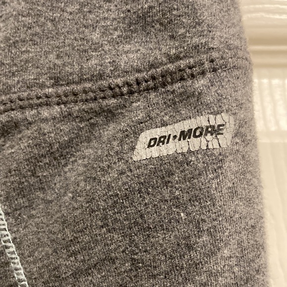 Danskin Capri Leggings (size M) - Picture 5 of 9